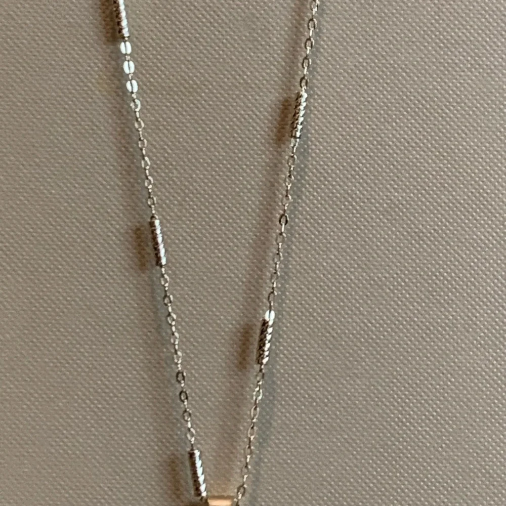 Elegant 14k Gold Plated Dragonfly Pendant Necklace - Picture 5 of 7